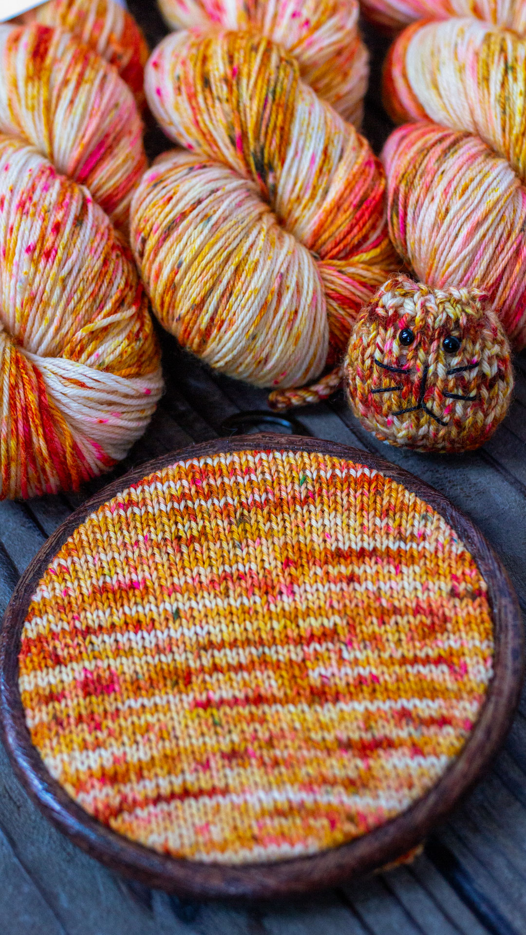 M.106537-Pegasus Monatsfärbung November catwork orange