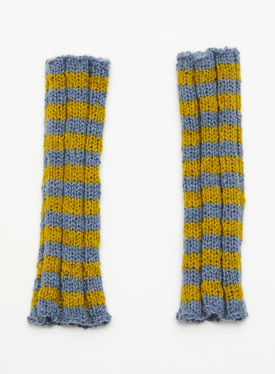 SF2021-03_S-M-Pullover und Stulpen S/M