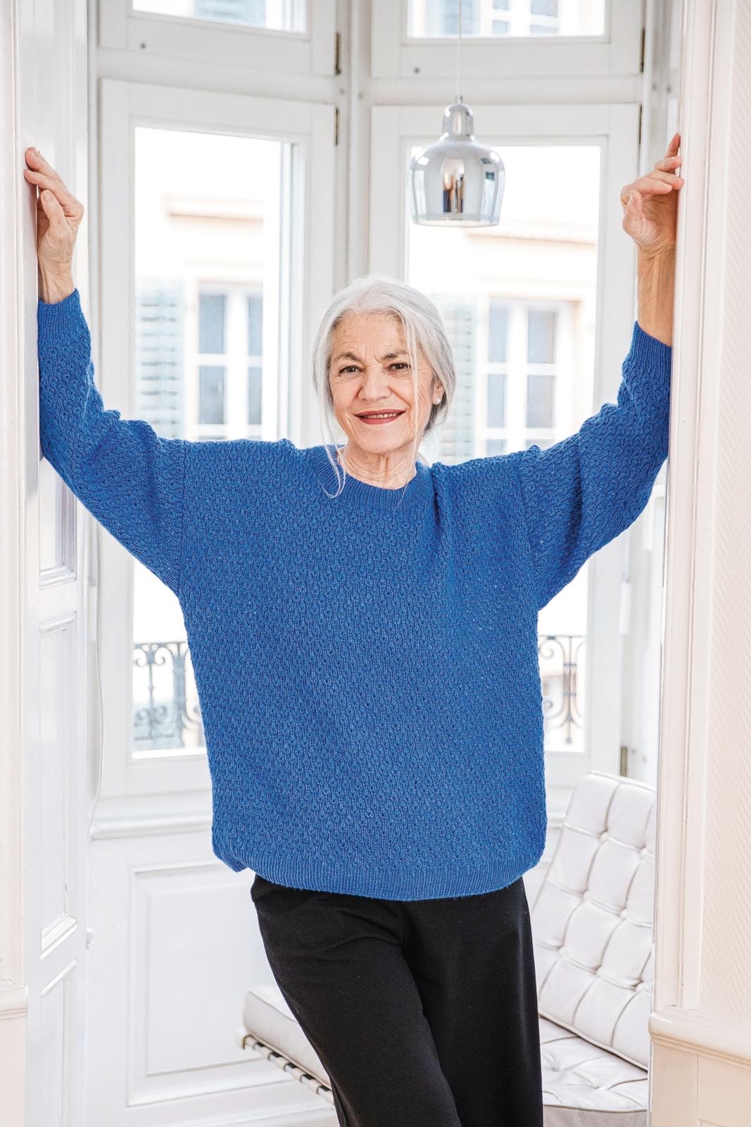 SF2025-06_M-L-Pullover blau M-L