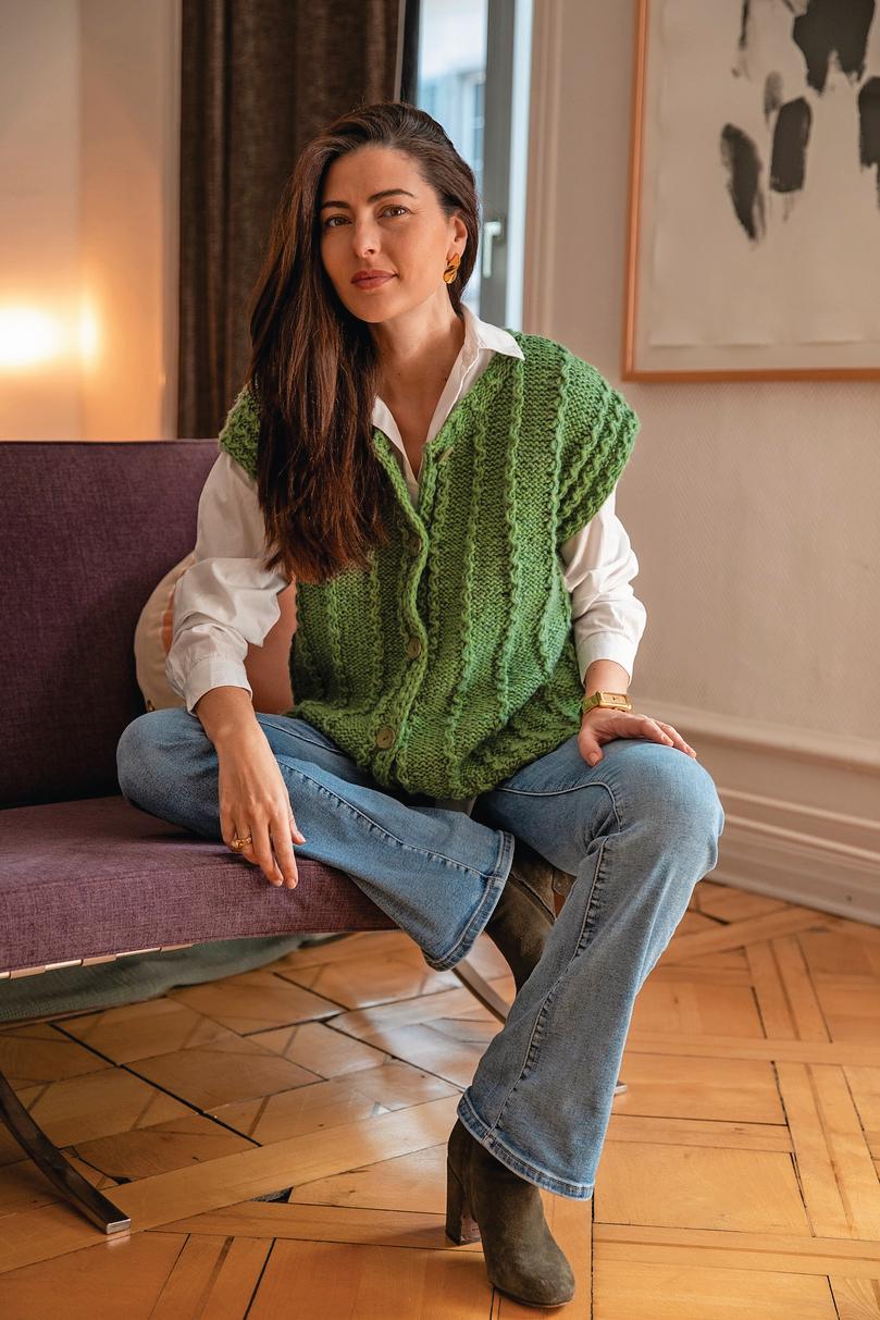 SF2026-06_S-Damenweste S