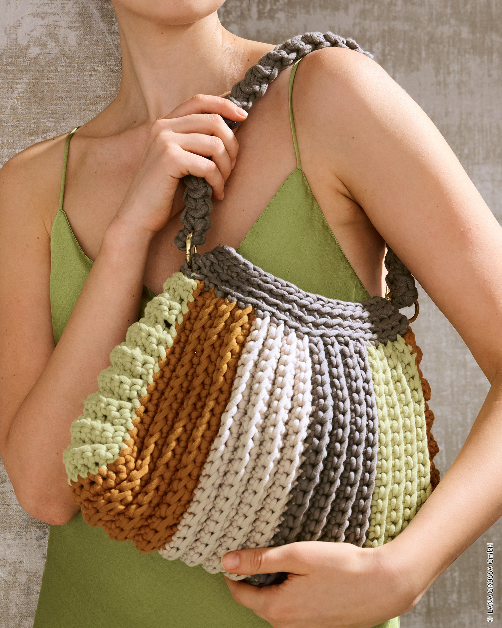 BLOCKSTREIFENTASCHE - The Tube