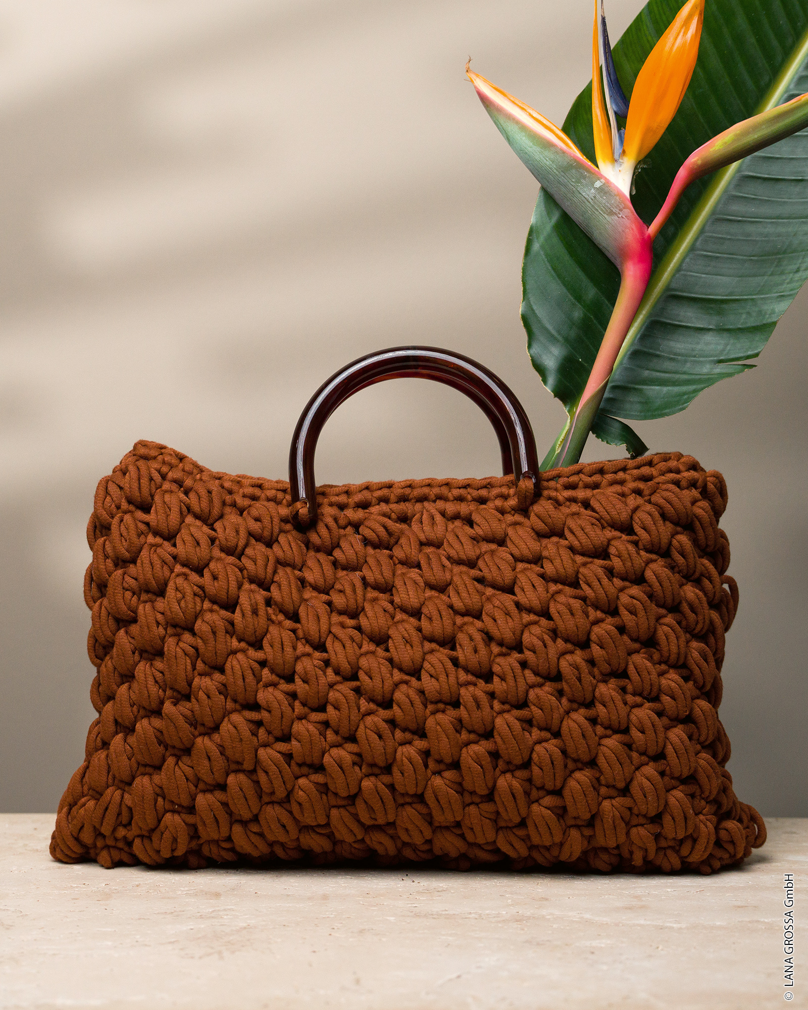 HENKELTASCHE -The Tube