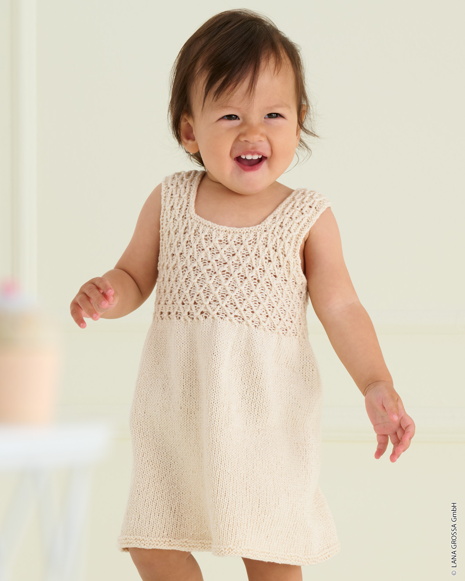 KLEID MIT WABENMUSTER - Summer Cashmere