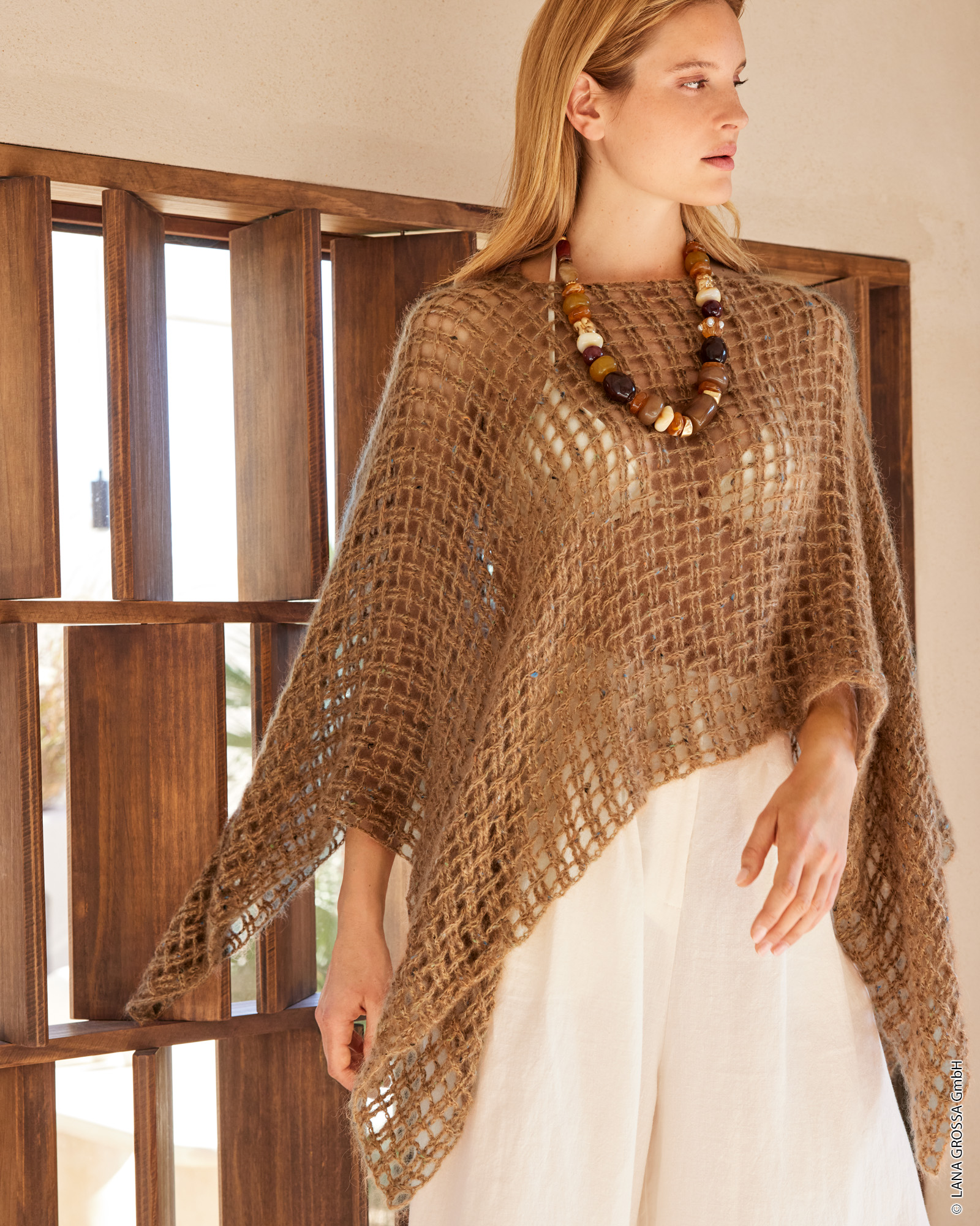 HÄKELPONCHO IM FLECHTMUSTER - Natural Superkid Tweed